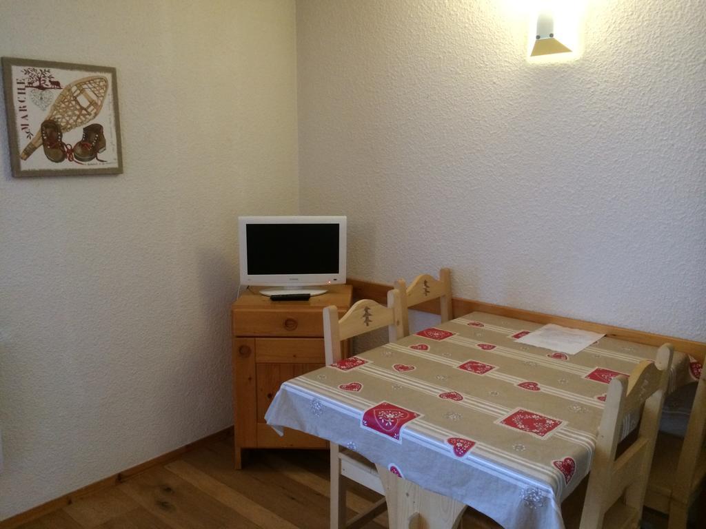 Aparthotel Le Floralp Combloux Zimmer foto